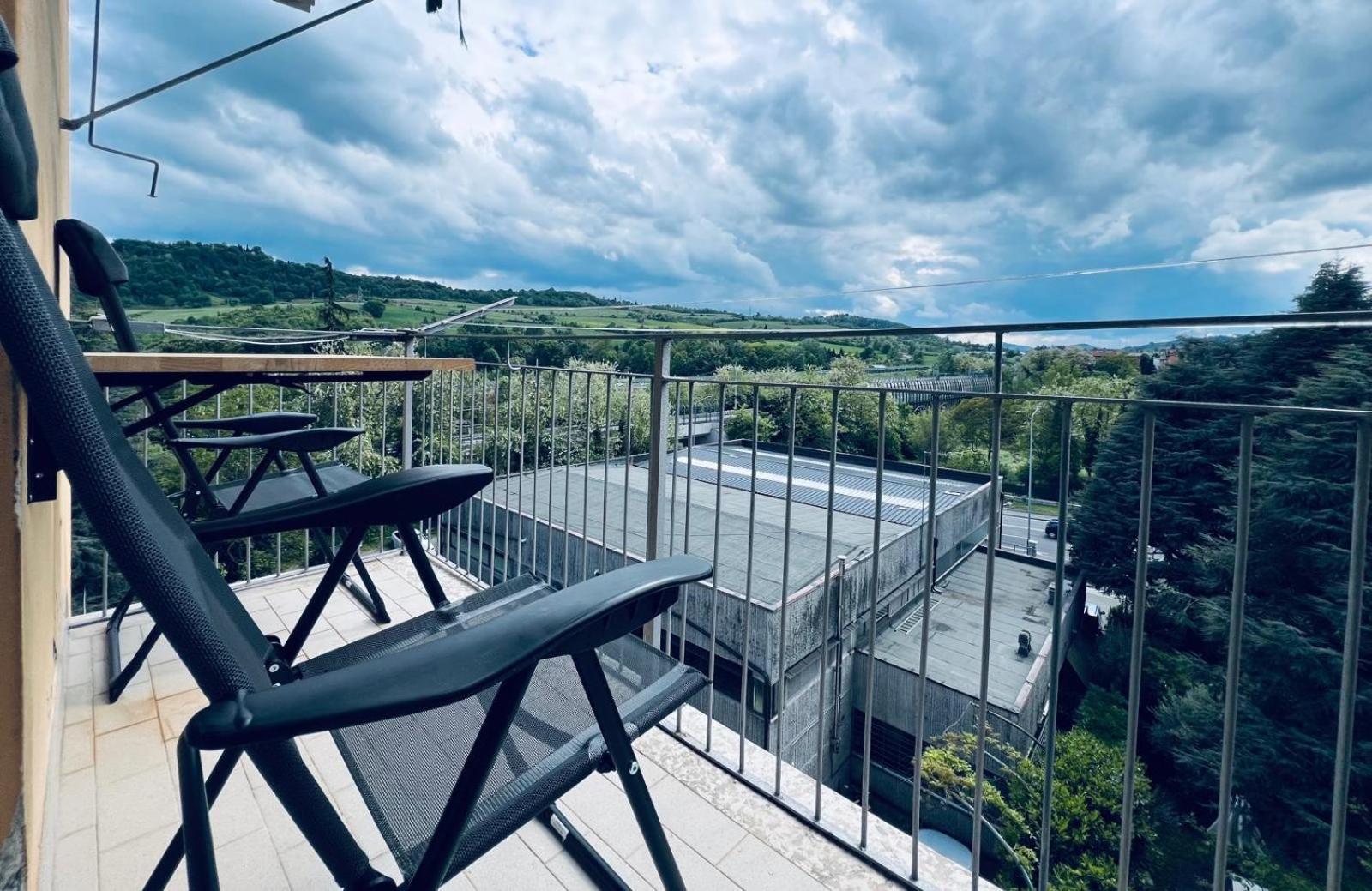 Seven Nights Bologna Bed & Breakfast ภายนอก รูปภาพ